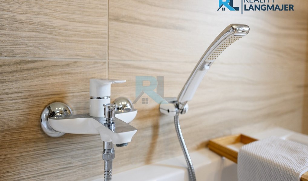 Prodej domu 183 m² s pozemkem 724 m², Plzeň – náhled fotky 35