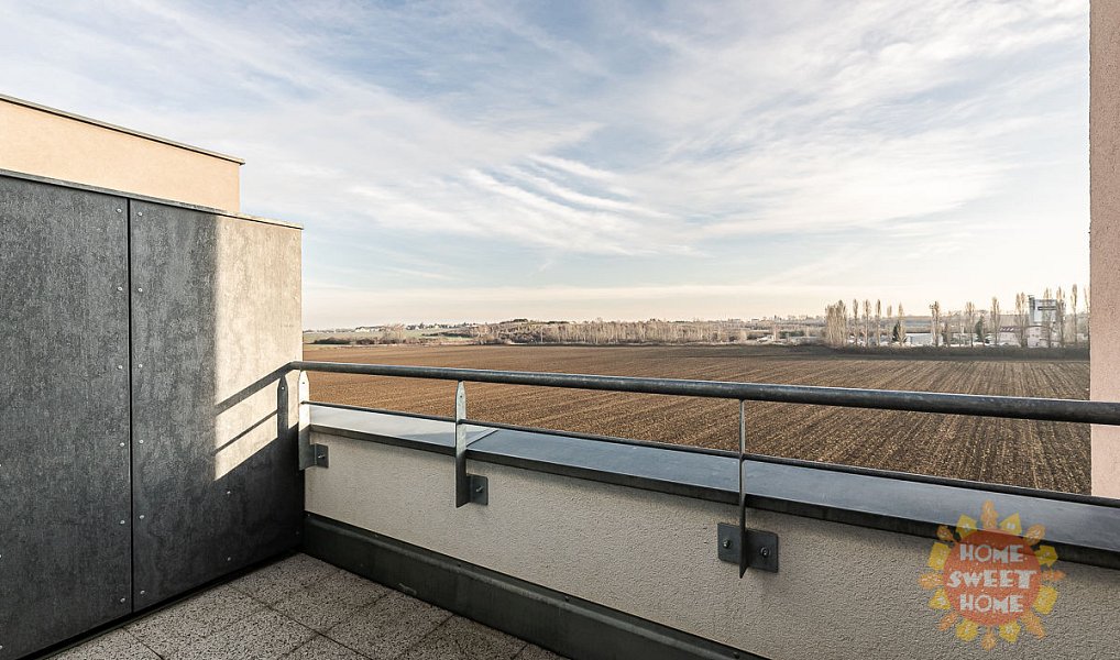 Pronájem bytu 3+kk 82 m², Praha – náhled fotky 4