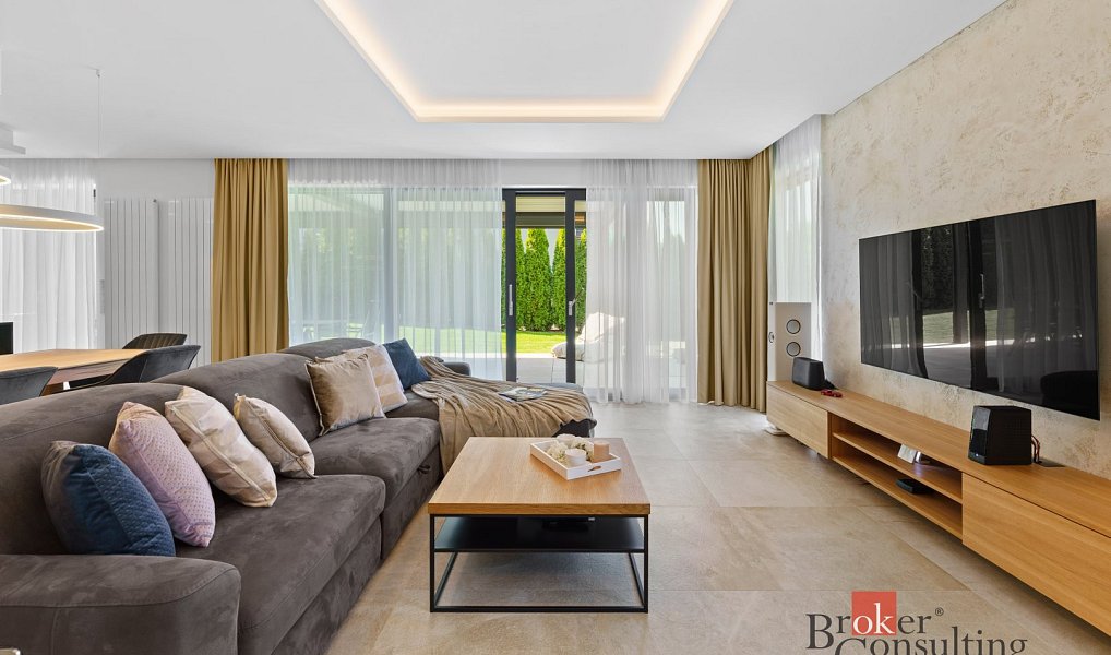 Pronájem domu 162 m² s pozemkem 916 m², Průhonice – náhled fotky 3