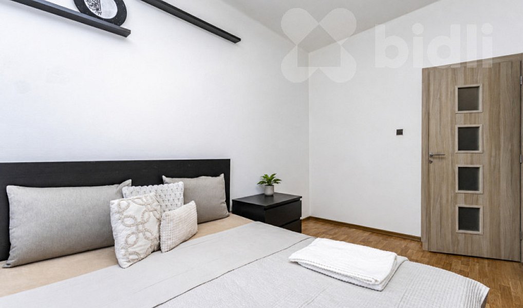 Prodej bytu 2+kk 49 m², Praha – náhled fotky 8