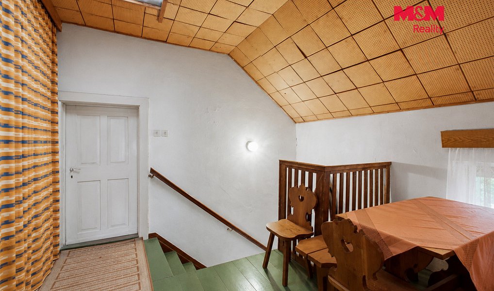 Prodej domu 180 m² s pozemkem 2 581 m², Třebenice – náhled fotky 8