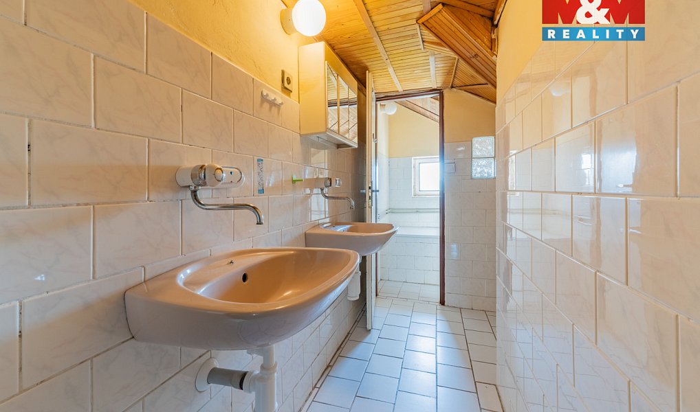 Prodej bytu 5+1 98 m², Cheb – náhled fotky 5