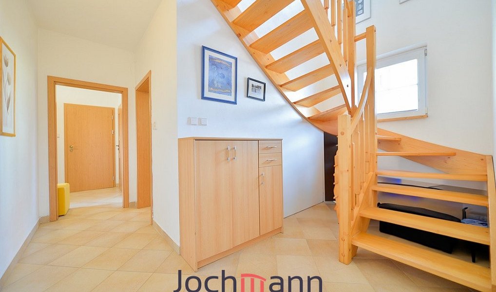 Prodej domu 182 m² s pozemkem 1 009 m², Horní Planá – náhled fotky 11
