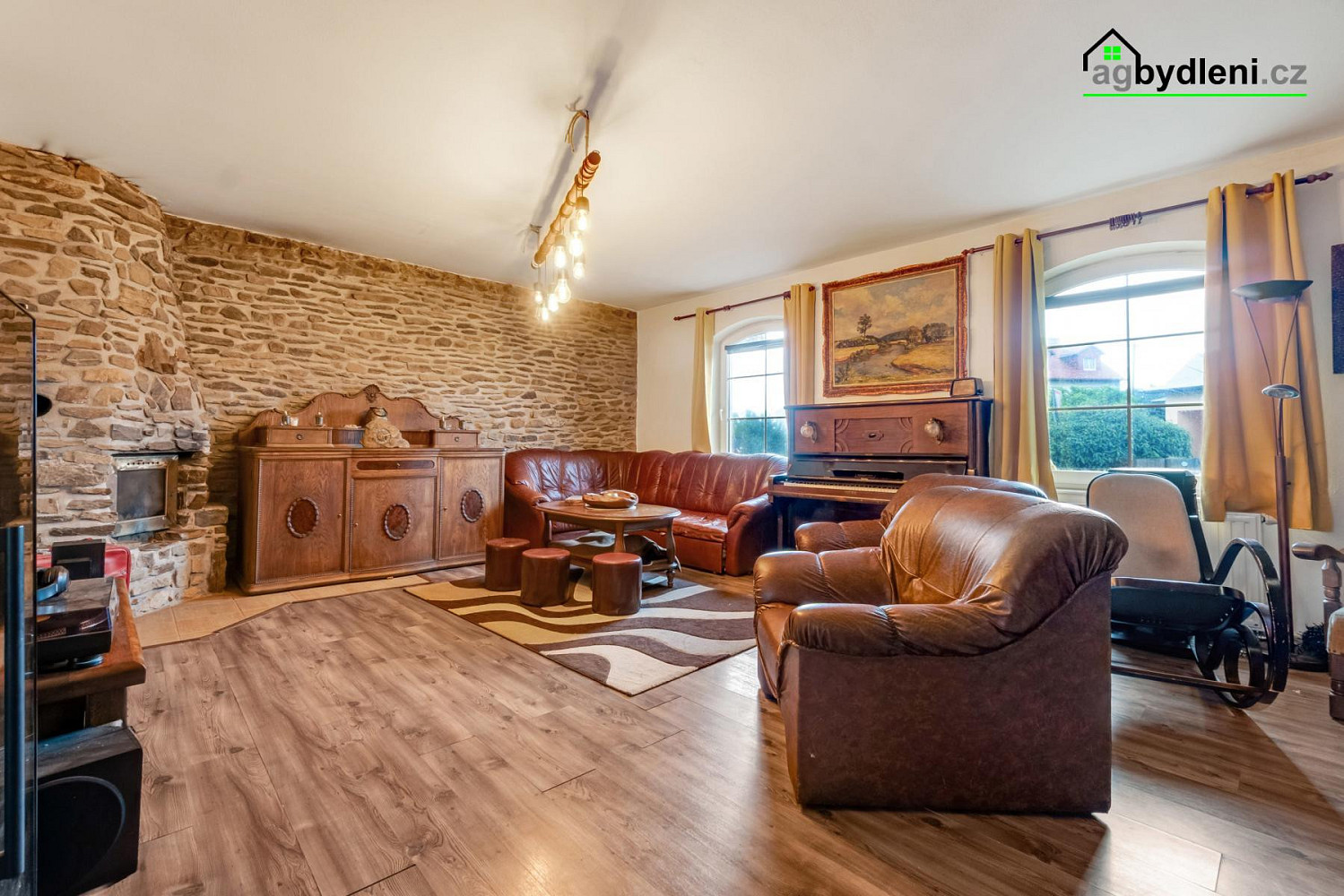 Prodej domu 280 m² s pozemkem 622 m²