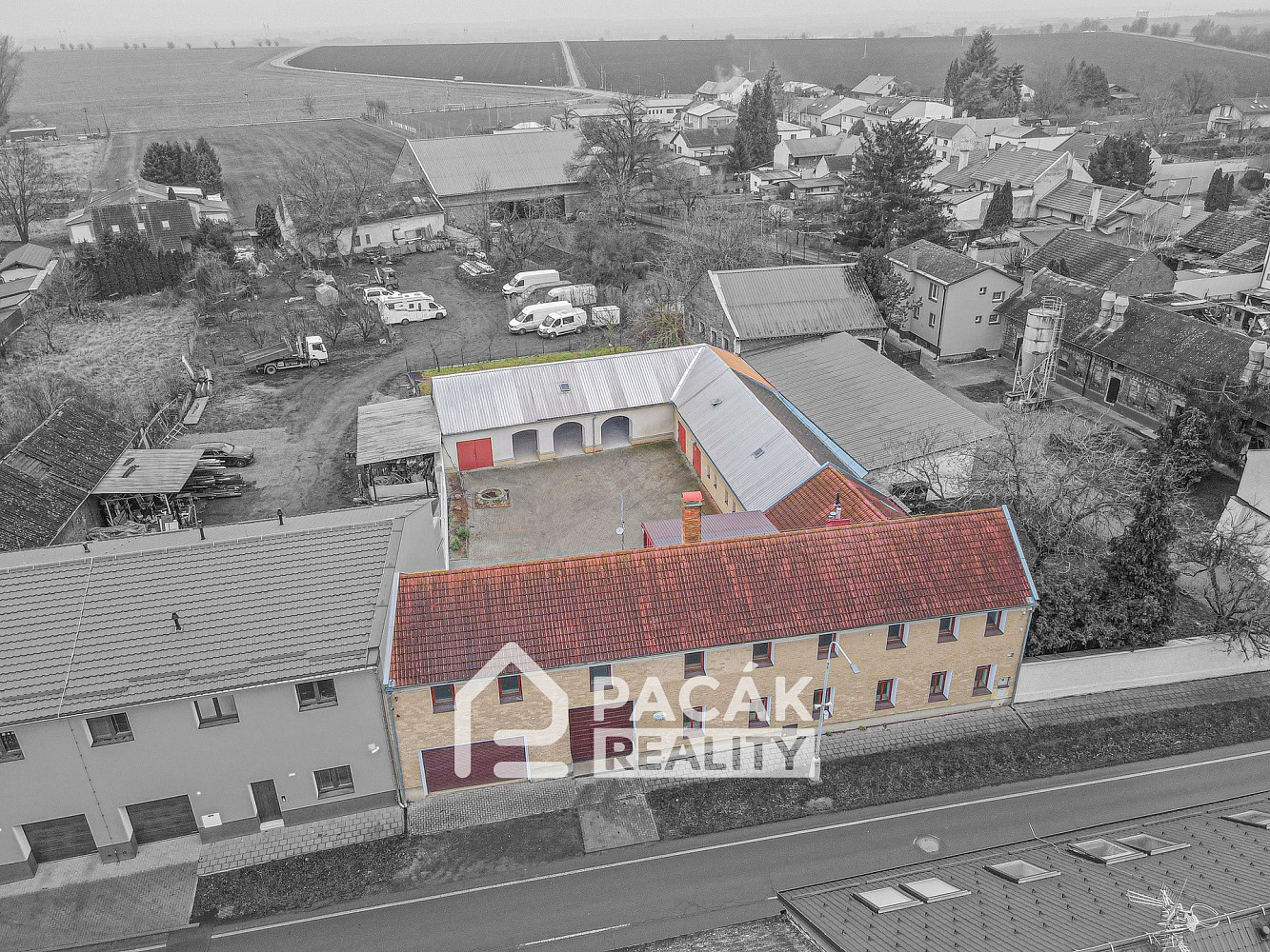 Prodej skladovacích prostor 660 m² — photo 2