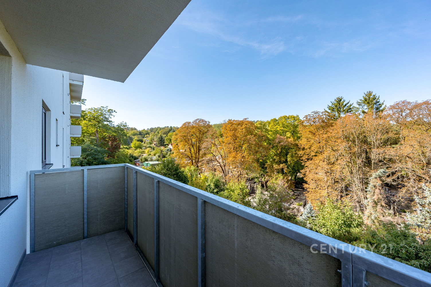 Pronájem bytu 2+kk 54 m² – fotografie 3
