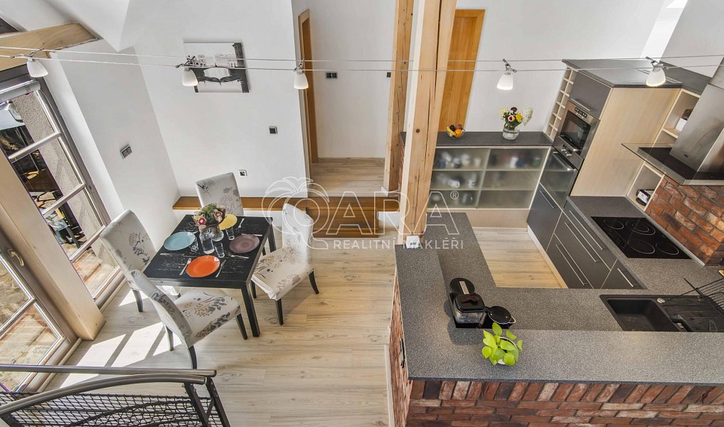Prodej domu 280 m² s pozemkem 577 m², Kosova Hora – náhled fotky 7