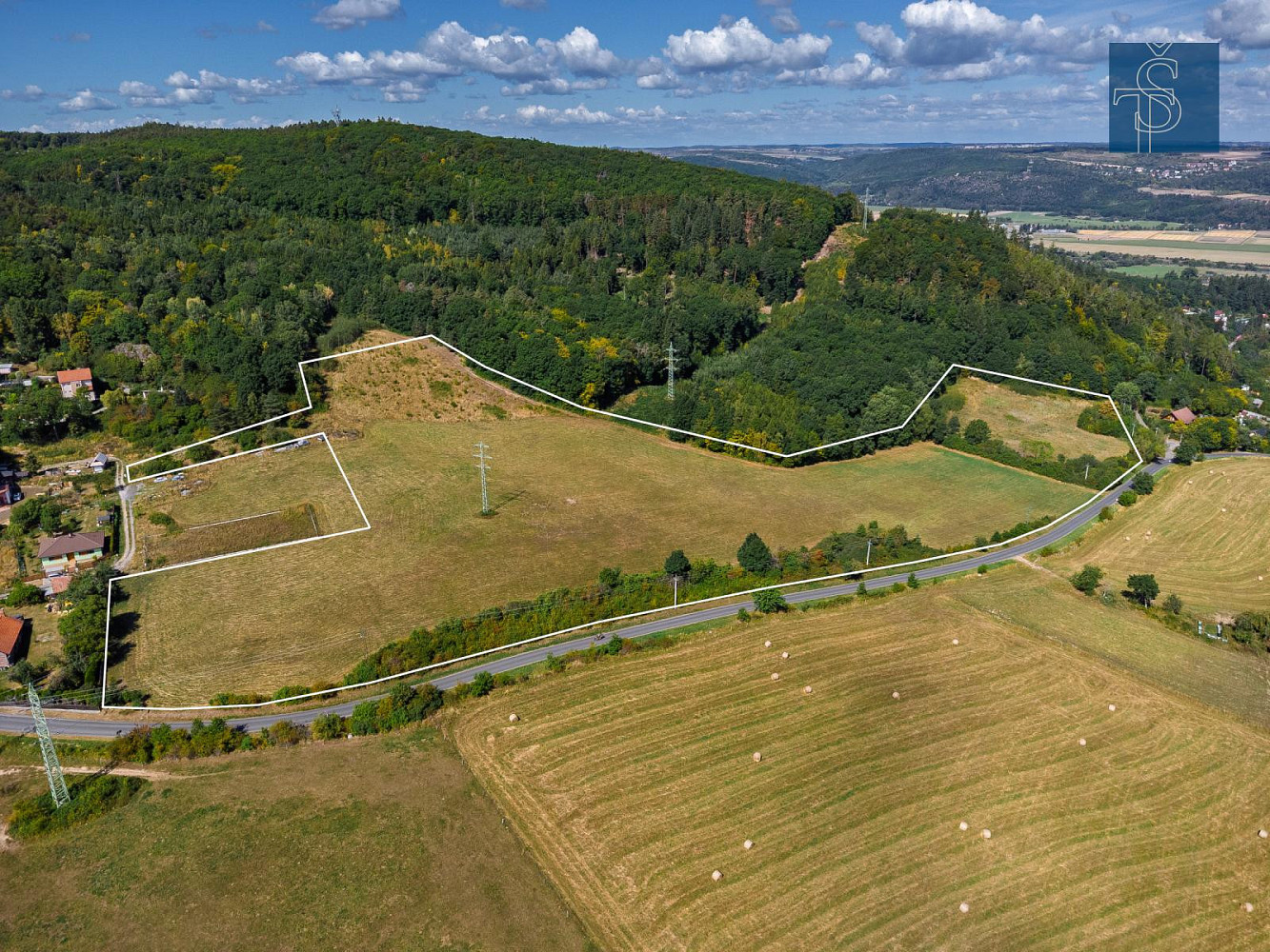 Prodej stavebního pozemku 2 000 m² – fotografie 5