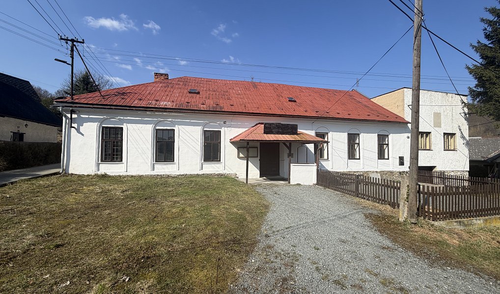 Prodej ubytovacího objektu 595 m², Bouzov – náhled fotky 25