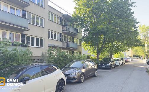 Pronájem bytu 1+1 39 m², Kúty, Zlín