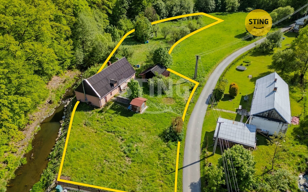 Prodej domu 120 m² s pozemkem 2 690 m²