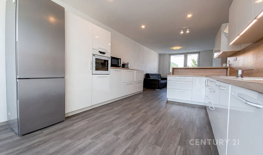 Prodej bytu 4+kk 93 m², Vyškov – náhled fotky 2