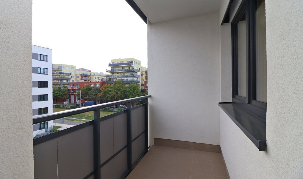 Pronájem bytu 2+kk 45 m², Praha – náhled fotky 4