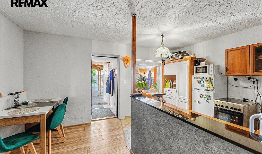 Prodej domu 222 m² s pozemkem 1 257 m², Kly – náhled fotky 35
