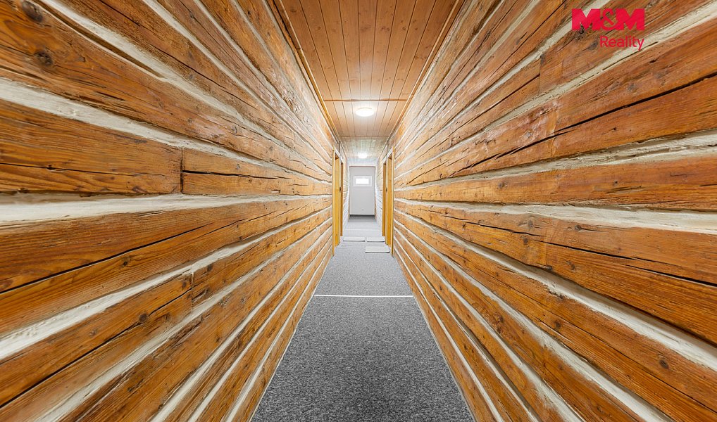 Prodej ubytovacího objektu 550 m², Benešov nad Ploučnicí – náhled fotky 12