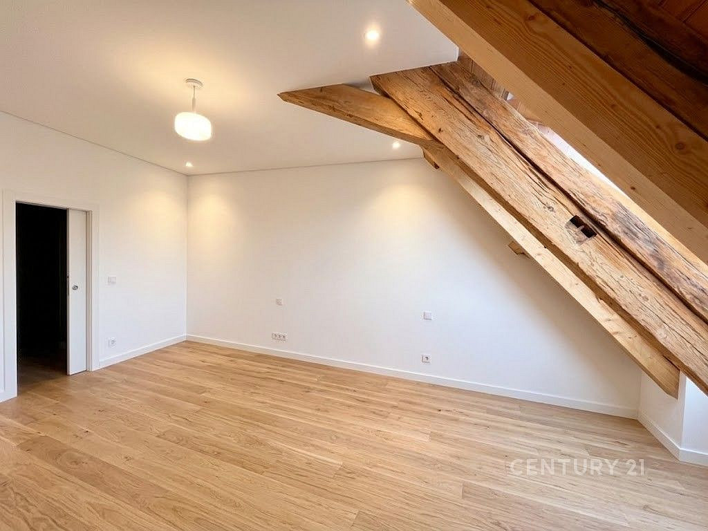 Pronájem kanceláře 154 m² – fotografie 3