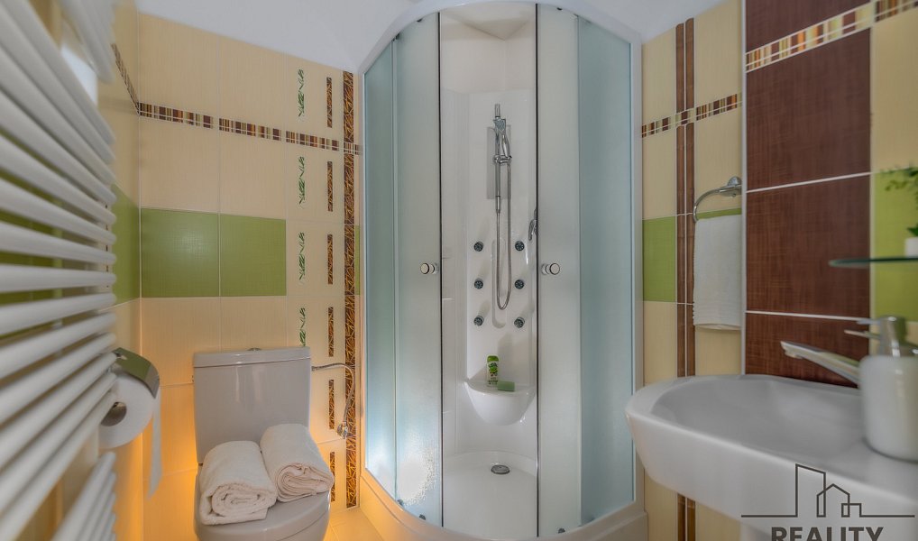 Prodej domu 405 m² s pozemkem 1 796 m², Šumná – náhled fotky 31