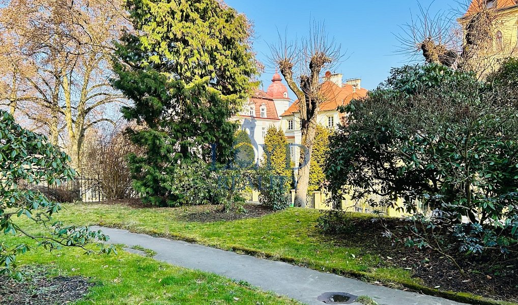 Prodej bytu 2+1 92 m², Karlovy Vary – náhled fotky 26