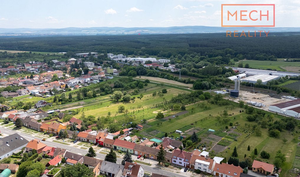 Prodej komerčního pozemku 11 267 m², Bzenec – náhled fotky 6