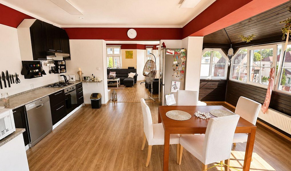 Prodej domu 400 m² s pozemkem 380 m², Teplice – náhled fotky 4