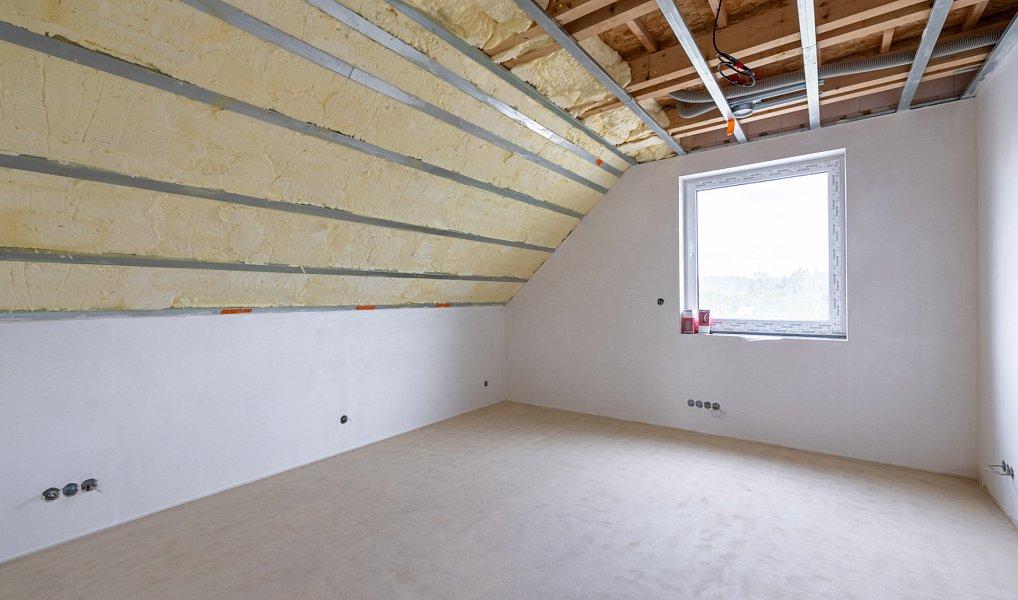 Prodej domu 166 m² s pozemkem 1 012 m², Lužná – náhled fotky 15