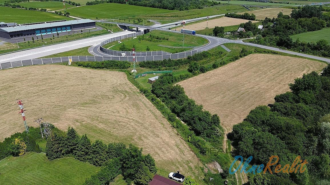 Prodej komerčního pozemku 7 329 m² – fotografie 5