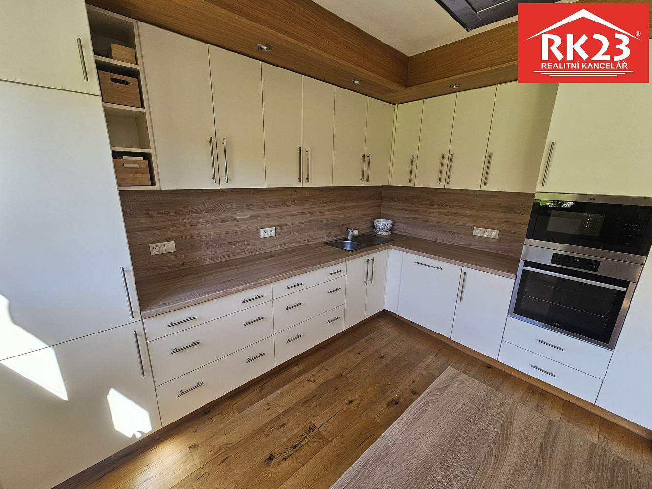 Prodej domu 110 m² s pozemkem 883 m² – fotografie 3