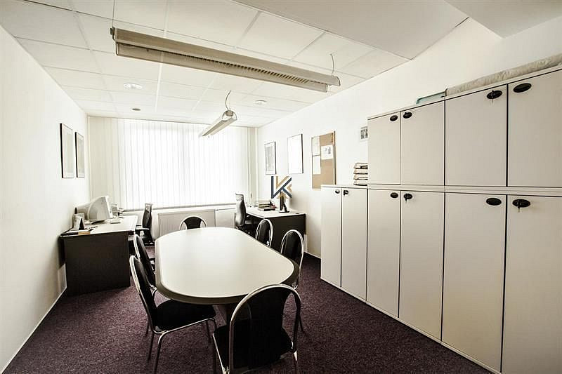 Pronájem kanceláře 31 m² – pohled 4