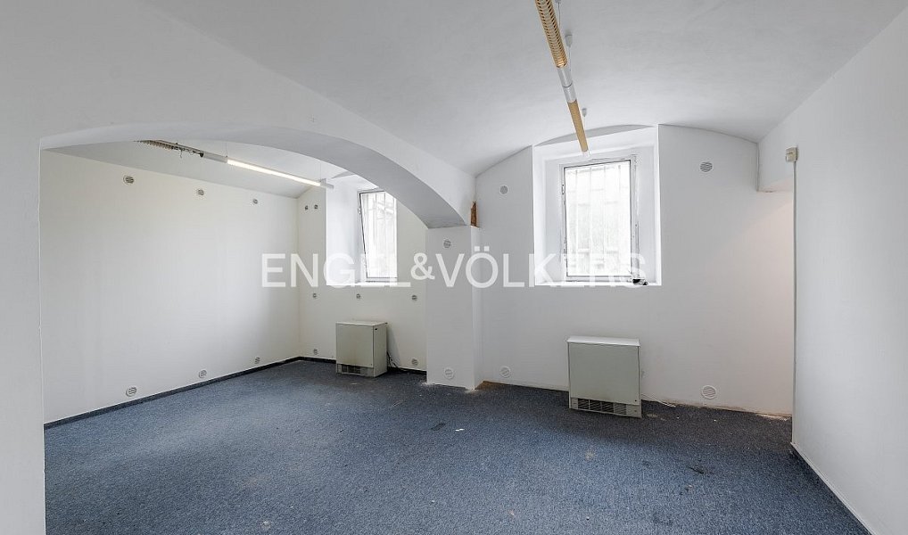 Pronájem kanceláře 42 m², Praha – náhled fotky 3