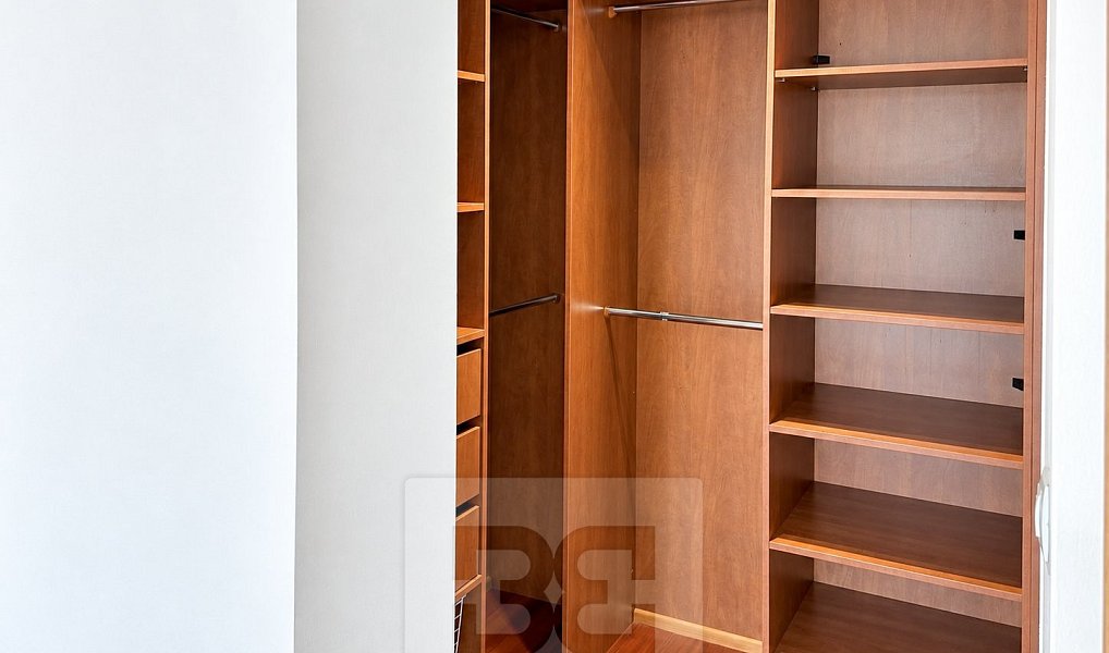 Pronájem bytu 3+kk 138 m², Praha – náhled fotky 13