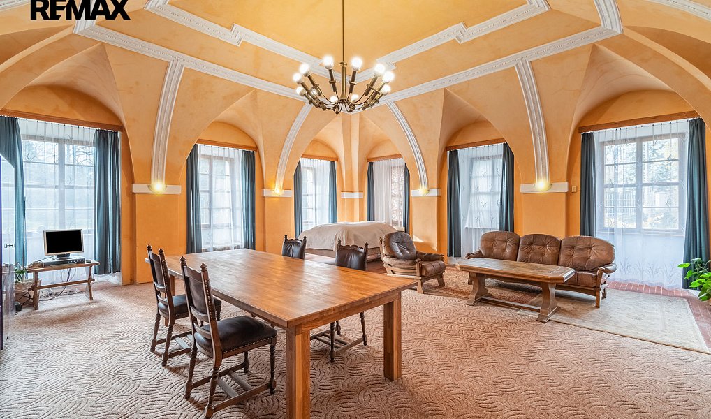 Prodej komerčního objektu (jiného typu) 700 m², Ježovy – náhled fotky 5