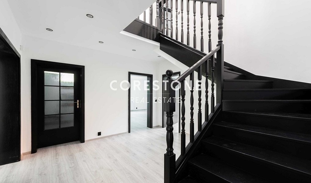 Prodej domu 275 m² s pozemkem 730 m², Praha – náhled fotky 6