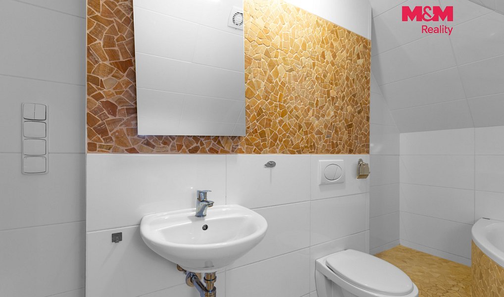 Prodej bytu 3+kk 135 m², Horní Lhota – náhled fotky 18