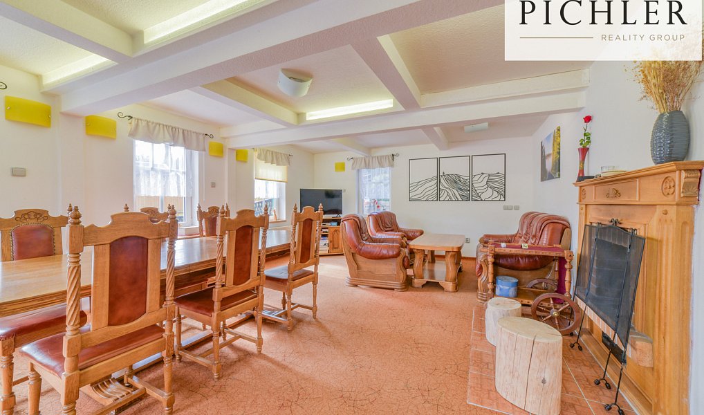 Prodej domu 341 m² s pozemkem 424 m², Stříbrná – náhled fotky 10