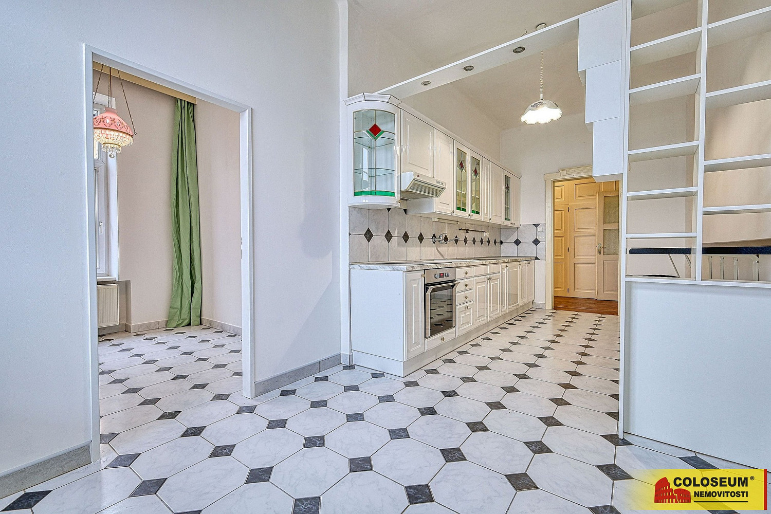2-кімнатна квартира, 105 m²