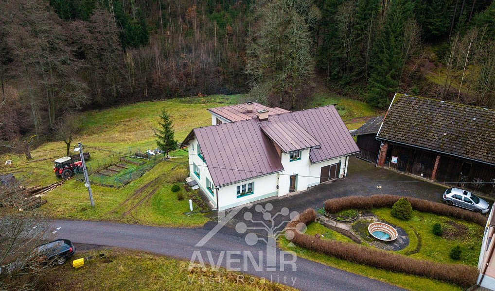 Prodej domu 244 m² s pozemkem 1 336 m², Bozkov – náhled fotky 7
