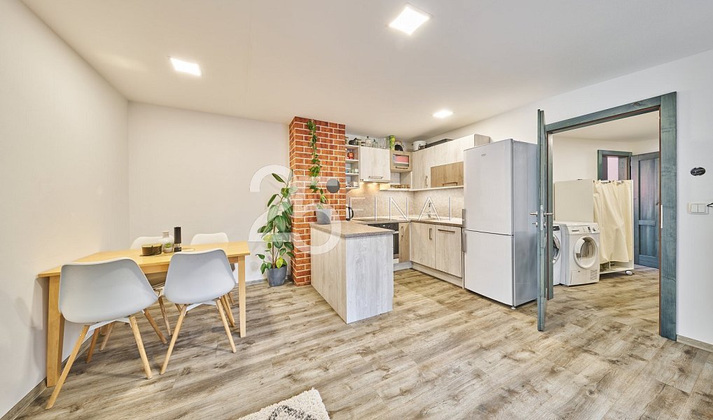 Prodej domu 140 m² s pozemkem 1 930 m², Úpice – náhled fotky 13