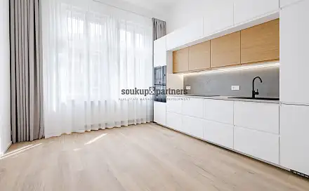 Pronájem bytu 2+kk 43 m²