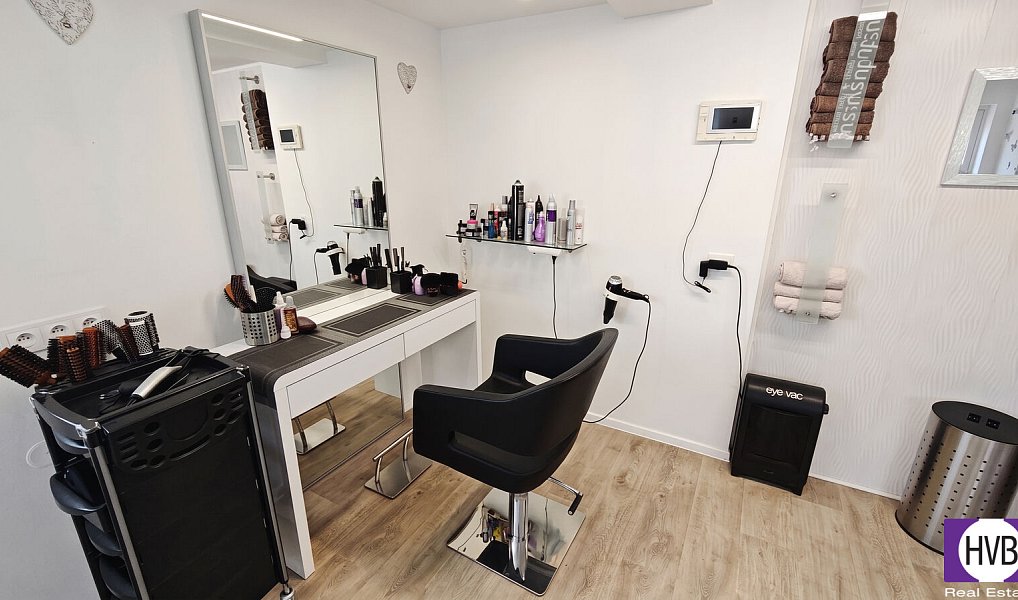 Pronájem obchodních prostor 47 m², Praha – náhled fotky 4