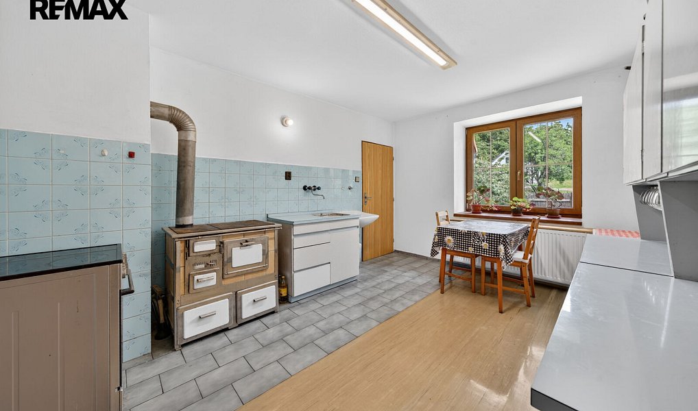 Prodej domu 281 m² s pozemkem 1 914 m², Mnich – náhled fotky 9