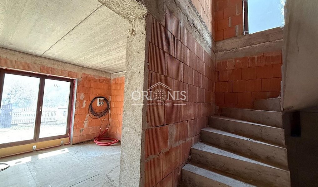 Prodej domu 138 m² s pozemkem 282 m², Kadaň – náhled fotky 15