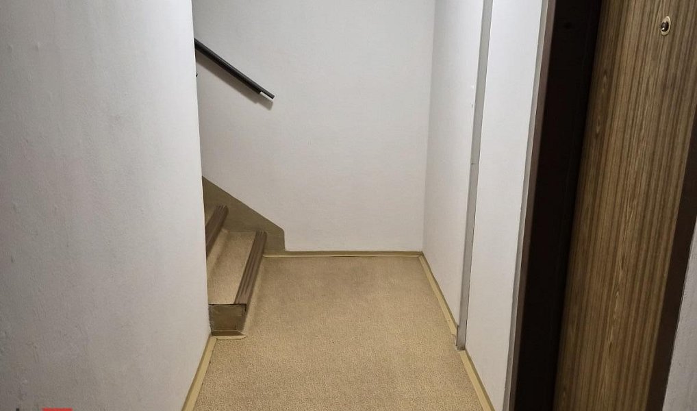 Prodej bytu 4+1 90 m², Praha – náhled fotky 28