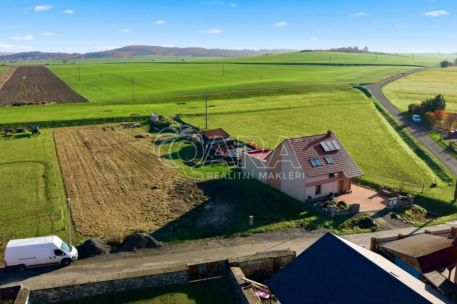 Prodej stavebního pozemku 868 m² – fotografie 5