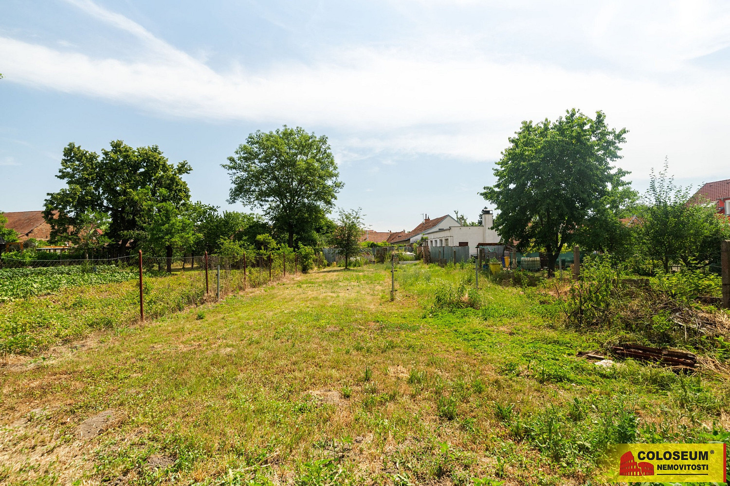 Prodej stavebního pozemku 465 m² – fotografie 3