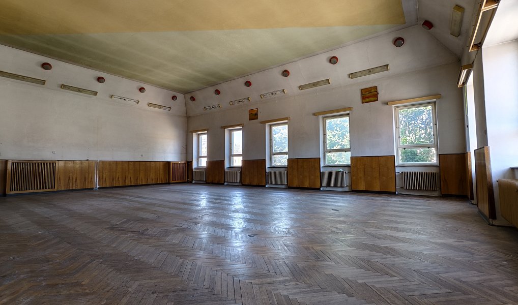 Pronájem komerčního prostoru, 120 m², Semily