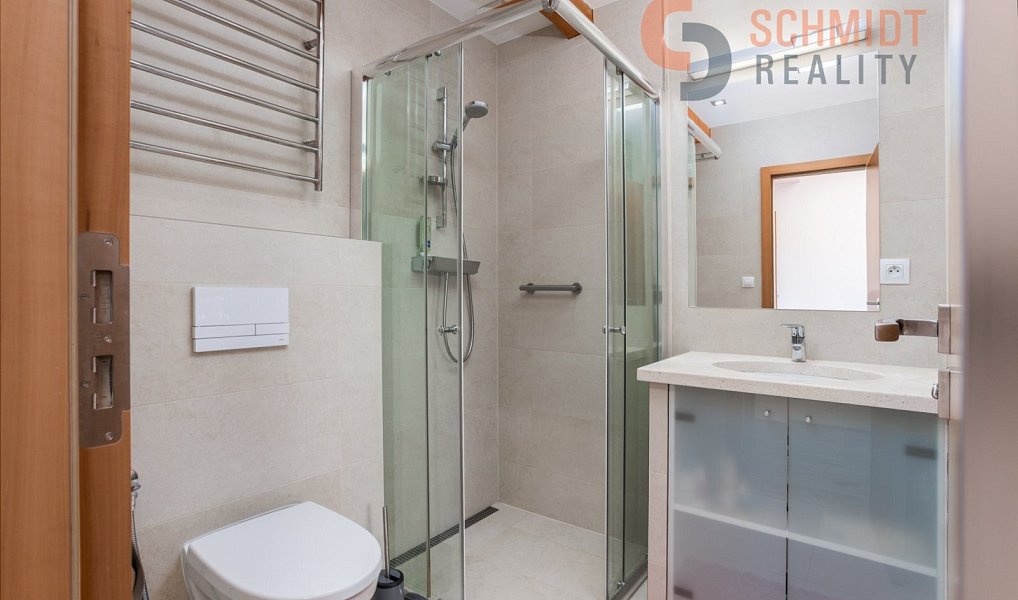 Prodej ubytovacího objektu 310 m², Mikulov – náhled fotky 14