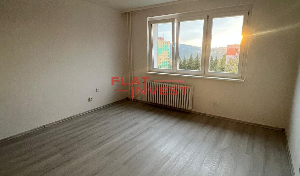 Pronájem bytu 1+kk 30 m², Tanvald – náhled fotky 3
