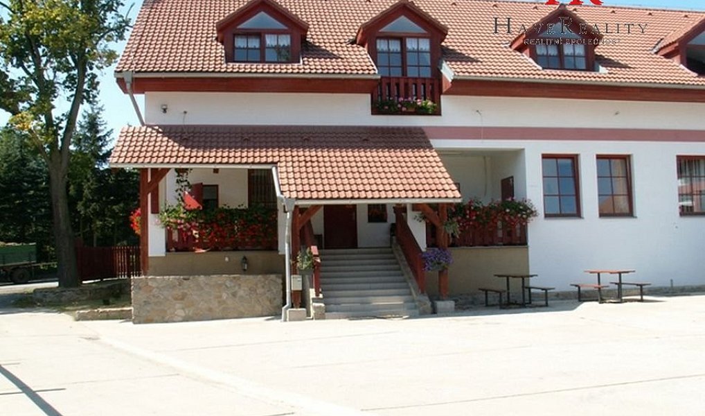 Pronájem bytu 1+kk 22 m², Benešov – náhled fotky 10