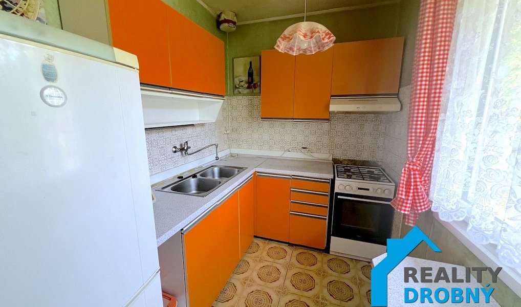 Prodej domu 105 m² s pozemkem 824 m², Děčín – náhled fotky 2