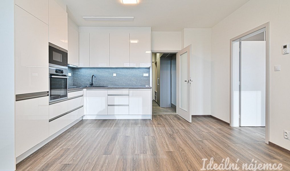Pronájem bytu 2+kk 47 m², Brno – náhled fotky 4